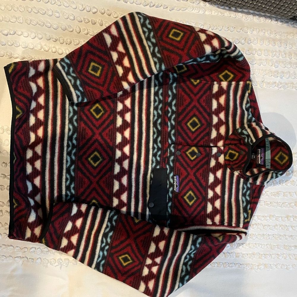 Patagonia pullover size xxs
